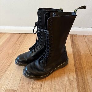Dr. Doc Martens 1914 Black Lace-Up Combat Boots size 8